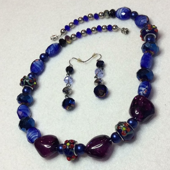 FINAL SALE PRICE Handmade Beaded Necklace & Earring Set in Blues - Picture 1 of 4